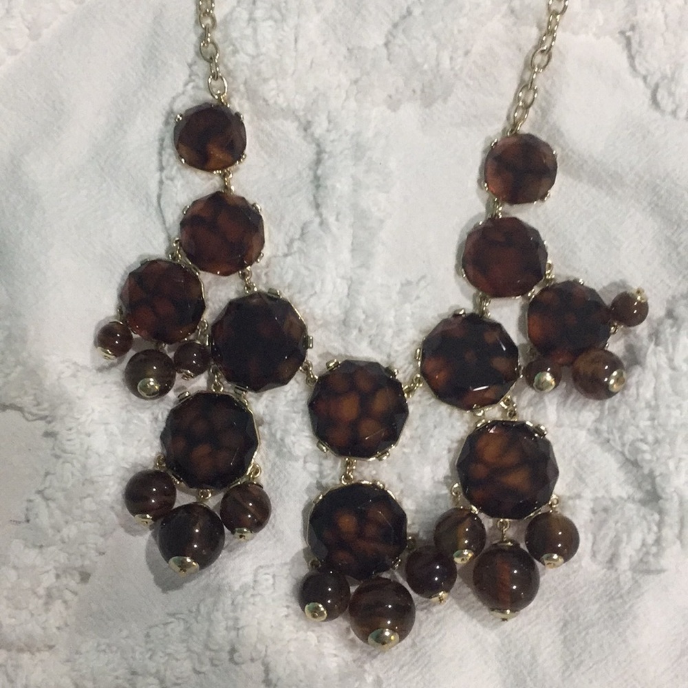 NWOT Liz Claiborne tortoise necklace